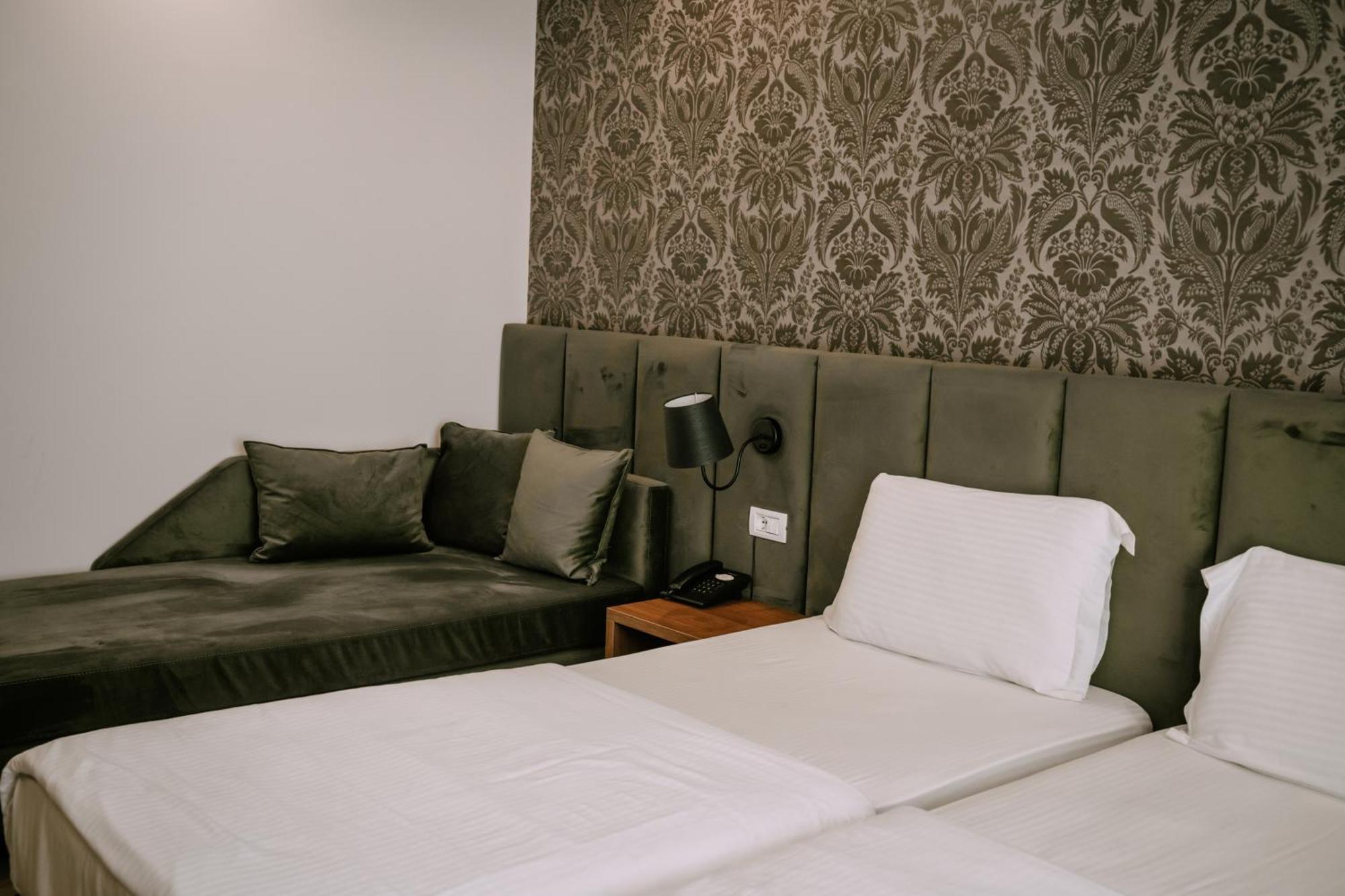 Albanian Star Hotel Kryemedhej Экстерьер фото